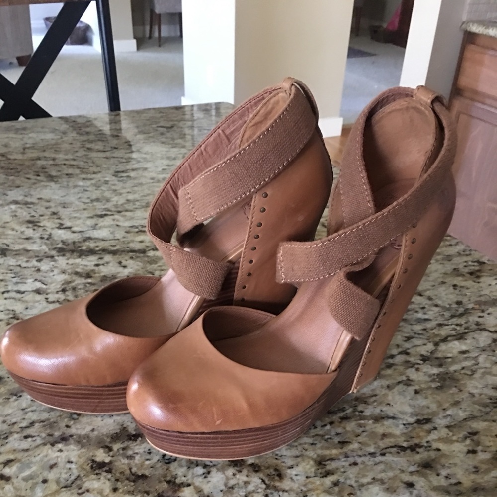 Lucky Brand Women’s Size 5 Platform Wedge Sandals